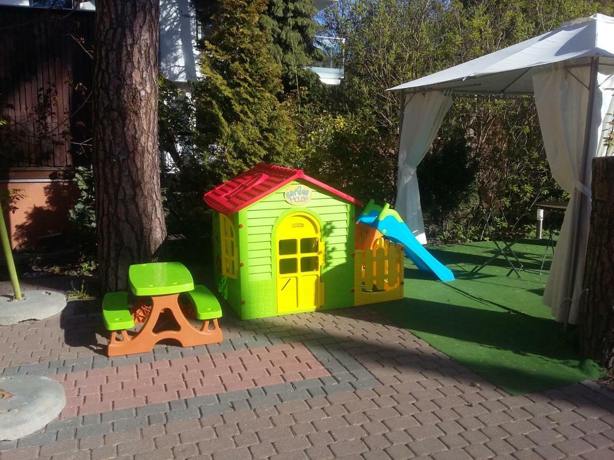 Floryda Jurata Bed & Breakfast Dış mekan fotoğraf