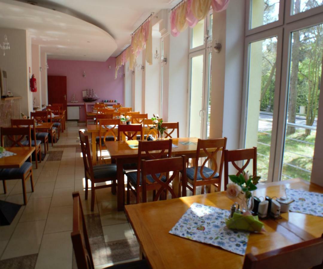 Floryda Jurata Bed & Breakfast Dış mekan fotoğraf